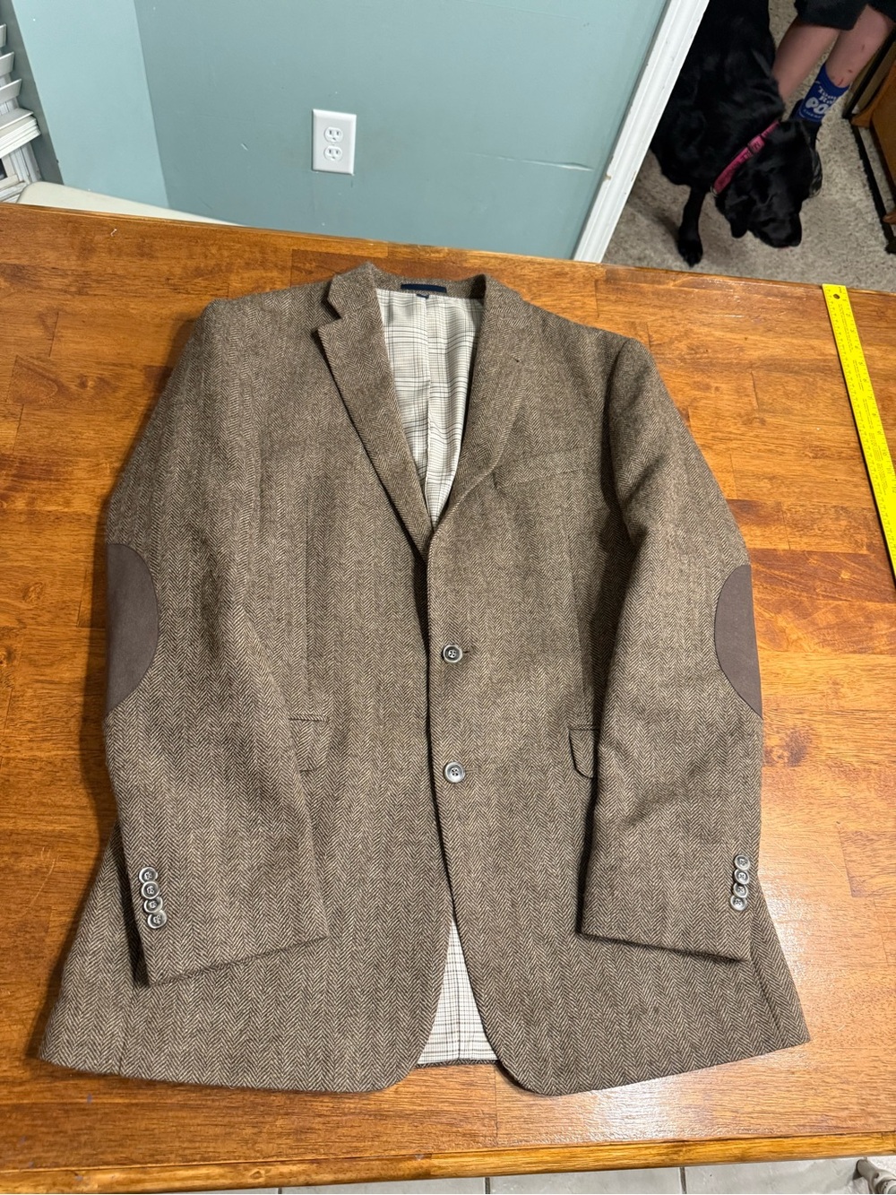 Jos A Bank 1905 Brown Herringbone Tweed Wool Sport Coat Elbow Patches Tailored